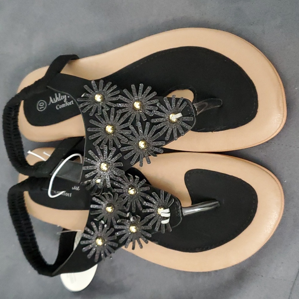 Ashley Blue Sandles